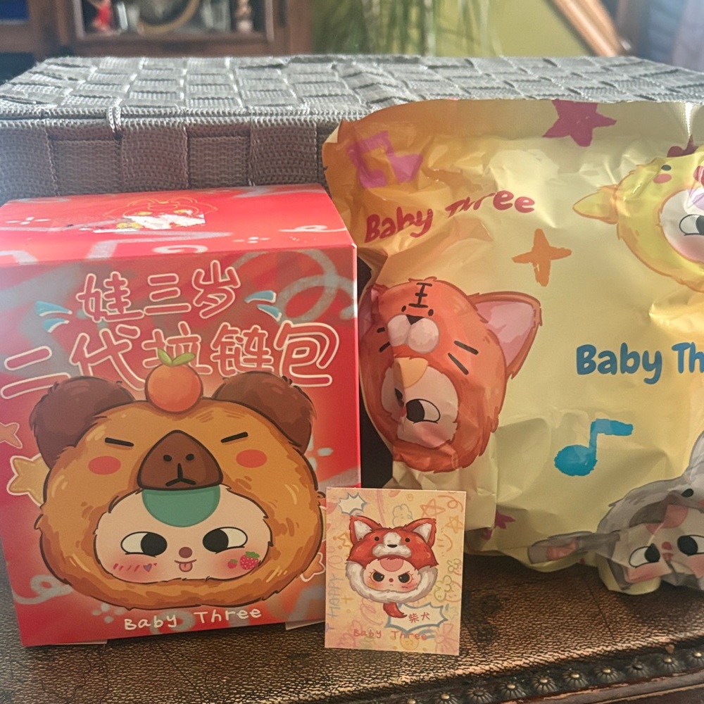 Baby Three V2 Zipper Bag Plush - Confirmed Fox